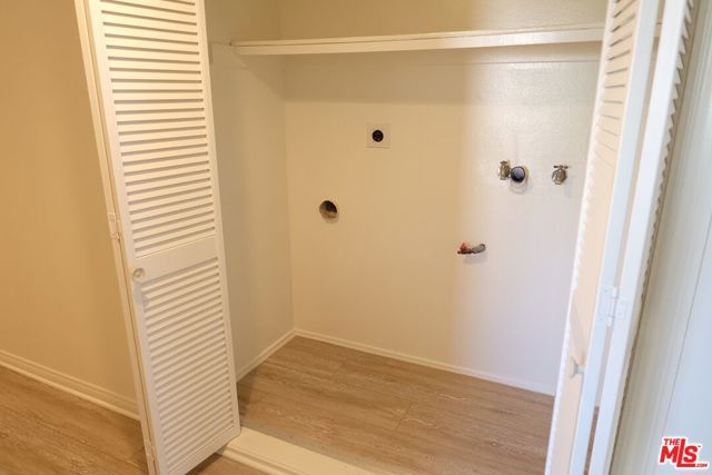 21 Voyage Street, Los Angeles, CA 90292