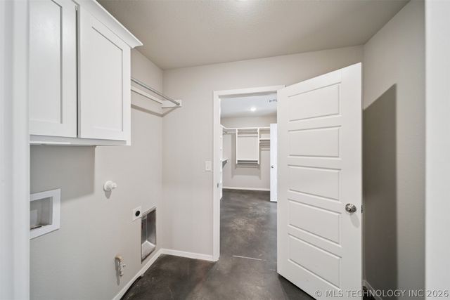 215 N Broadway Street, Skiatook, OK 74070