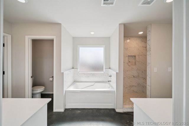 215 N Broadway Street, Skiatook, OK 74070