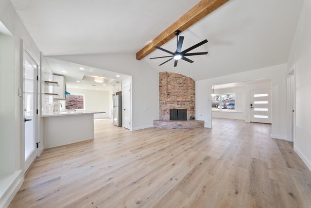 9115 Tanager Street, Houston, TX 77036