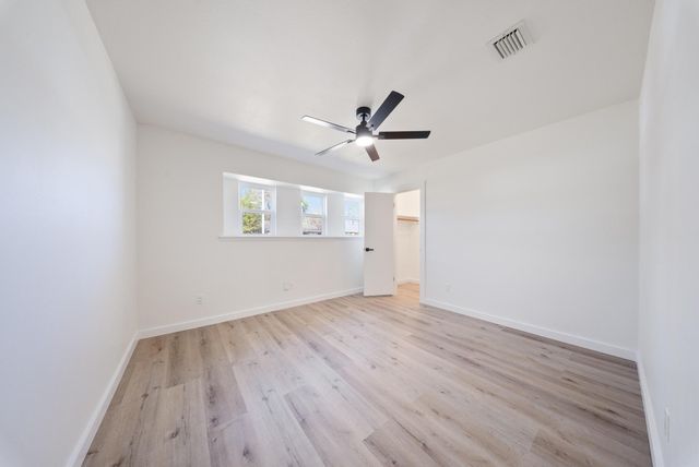 9115 Tanager Street, Houston, TX 77036