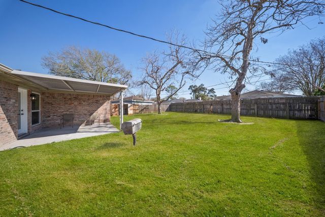 9115 Tanager Street, Houston, TX 77036