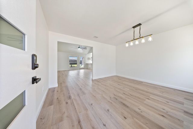 9115 Tanager Street, Houston, TX 77036