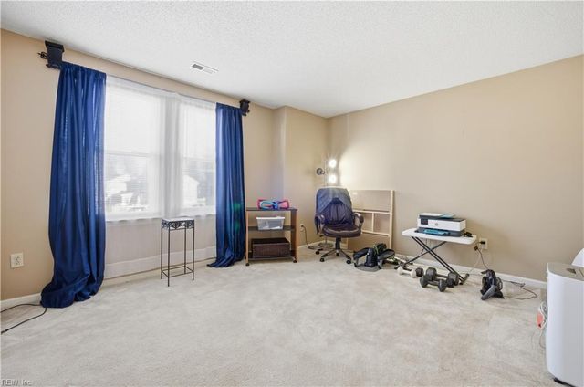 5 Boxelder CT, Hampton, VA 23666