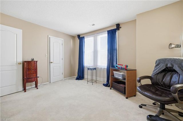 5 Boxelder CT, Hampton, VA 23666