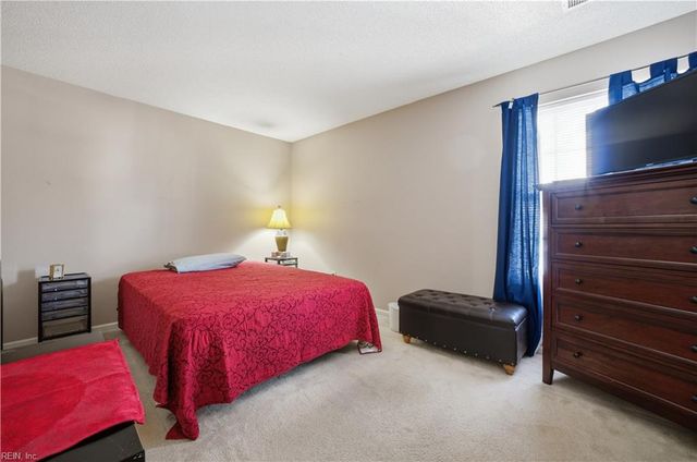 5 Boxelder CT, Hampton, VA 23666