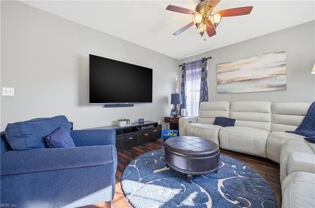 5 Boxelder CT, Hampton, VA 23666