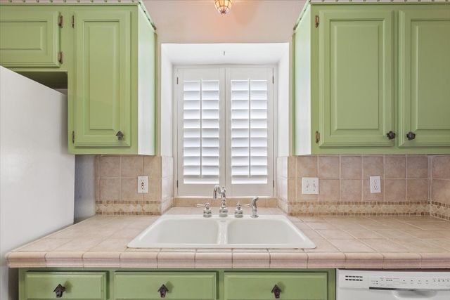 1414 Chapel Hill Drive, Waco, TX 76712