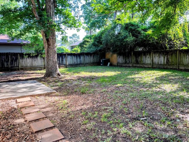 55 Summer Crest Circle, The Woodlands, TX 77381