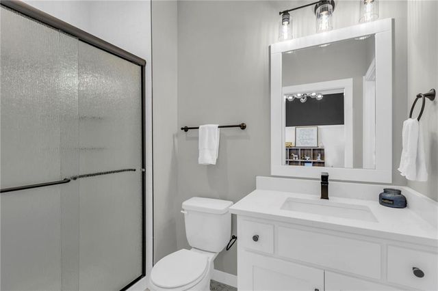9282 Pickering Street, Lenexa, KS 66227