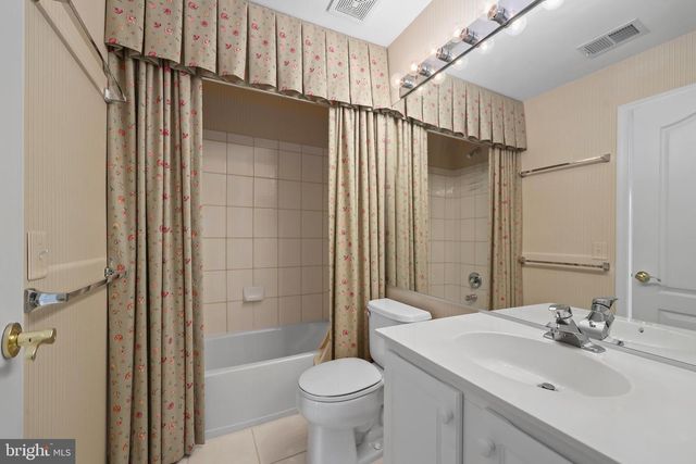 1988 PENFOLD COURT, Woodbridge, VA 22192