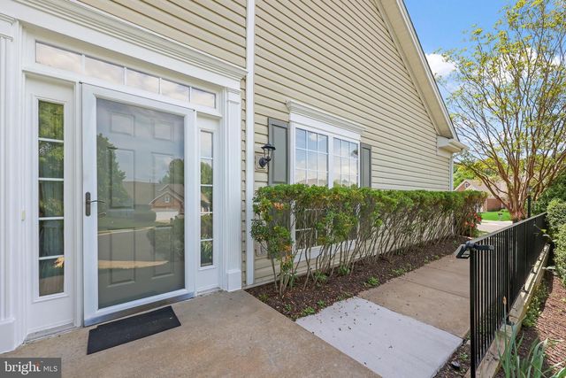 1988 PENFOLD COURT, Woodbridge, VA 22192