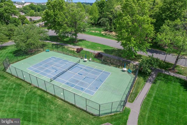 1988 PENFOLD COURT, Woodbridge, VA 22192