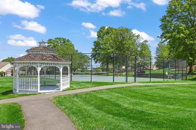 1988 PENFOLD COURT, Woodbridge, VA 22192