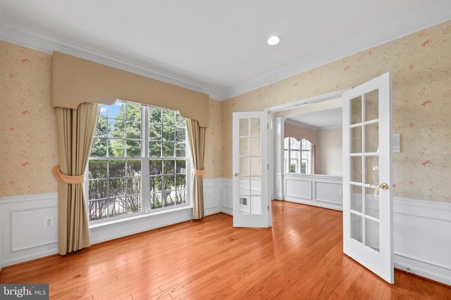 1988 PENFOLD COURT, Woodbridge, VA 22192