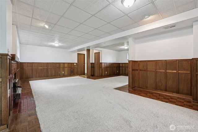 7033 NE 148th Place, Kenmore, WA 98028