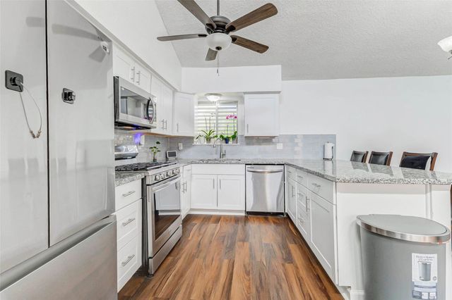 4322 Billy Lane, Fresno, TX 77545