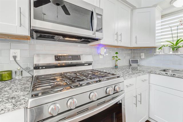 4322 Billy Lane, Fresno, TX 77545