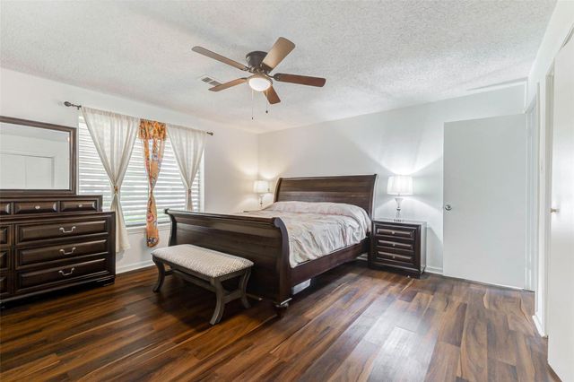 4322 Billy Lane, Fresno, TX 77545