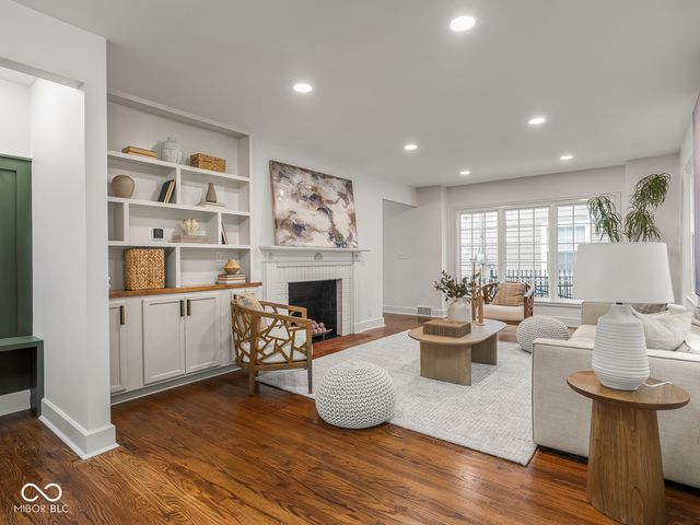 4653 N Illinois Street, Indianapolis, IN 46208