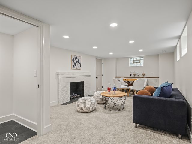 4653 N Illinois Street, Indianapolis, IN 46208
