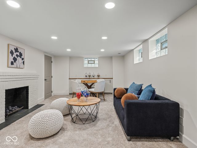 4653 N Illinois Street, Indianapolis, IN 46208