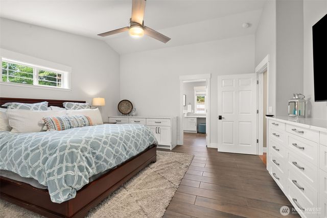 3301 Gravelly Beach Loop NW, Olympia, WA 98502