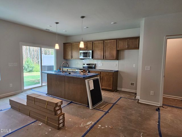 264 Elyse Overlook Lp 5, Sanford, NC 27332