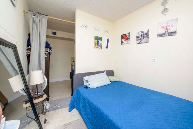 3515 Village Boulevard 304, West Palm Beach, FL 33409