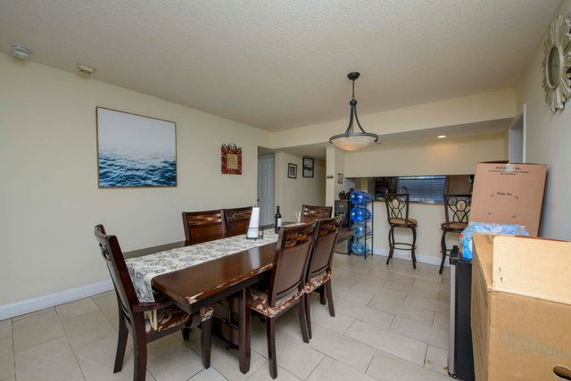 3515 Village Boulevard 304, West Palm Beach, FL 33409