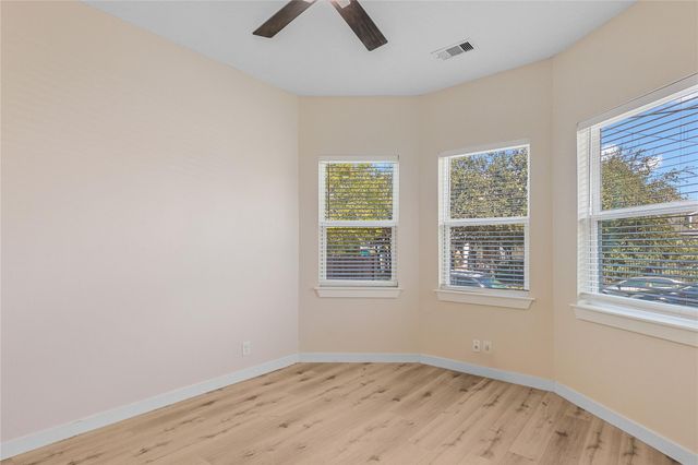 3823 Sealy Street, Galveston, TX 77550
