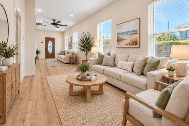 3823 Sealy Street, Galveston, TX 77550