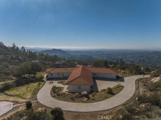 1991 Via Ladera, Fallbrook, CA 92028