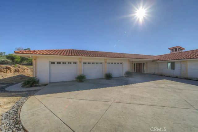 1991 Via Ladera, Fallbrook, CA 92028