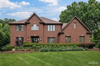 1033 Forest Trail, Sugar Grove, IL 60554
