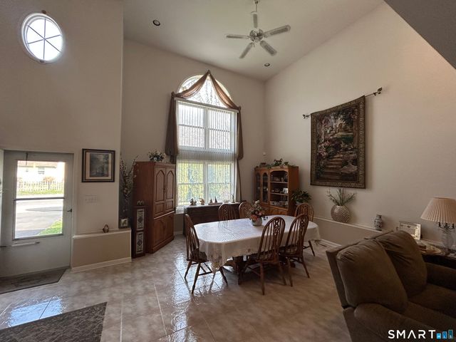 720 Circular Avenue, Hamden, CT 06514