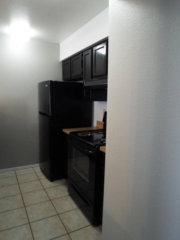 1688 W Village Way, Tempe, AZ 85282