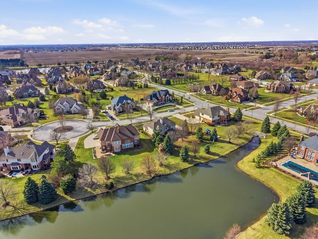 22627 Limestone Court, Frankfort, IL 60423