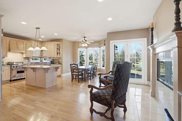 22627 Limestone Court, Frankfort, IL 60423