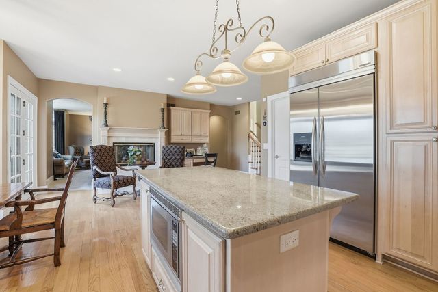 22627 Limestone Court, Frankfort, IL 60423