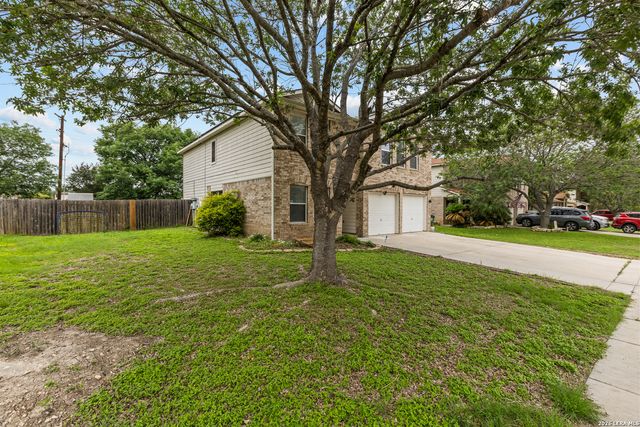 8119 Ellerston, Selma, TX 78154