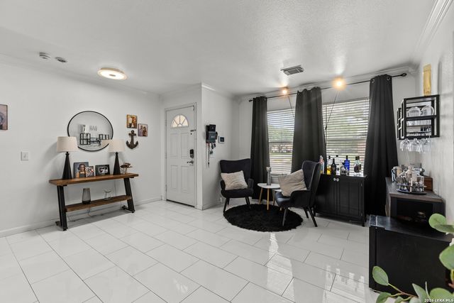 8119 Ellerston, Selma, TX 78154