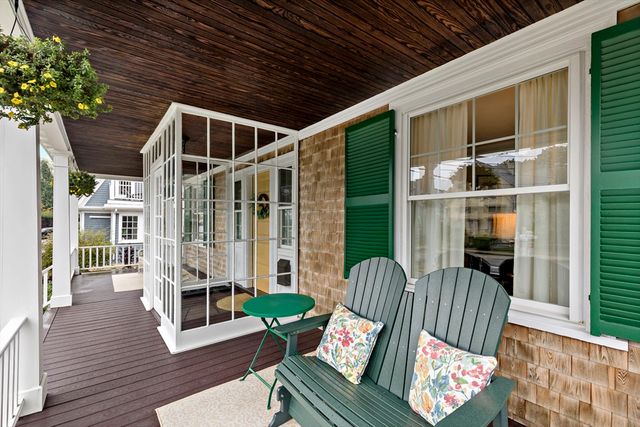 97 Allerton St, Plymouth, MA 02360