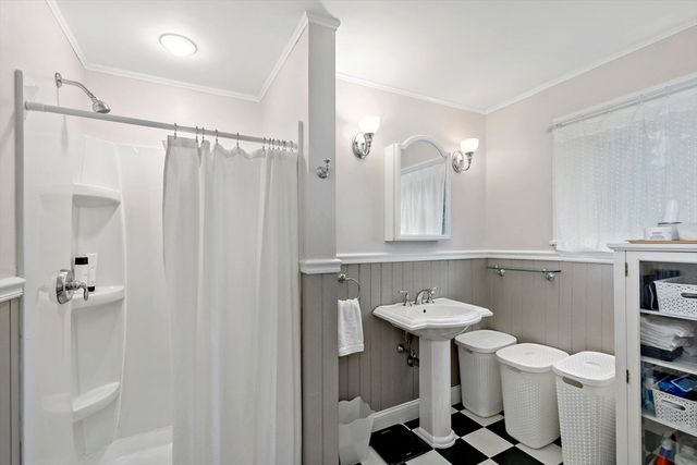 97 Allerton St, Plymouth, MA 02360