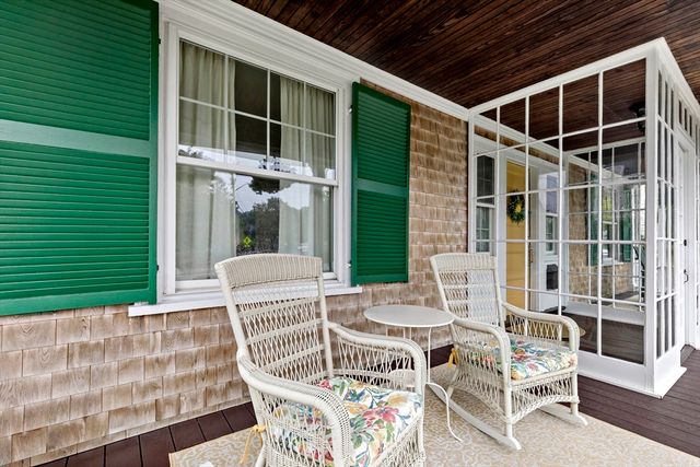 97 Allerton St, Plymouth, MA 02360