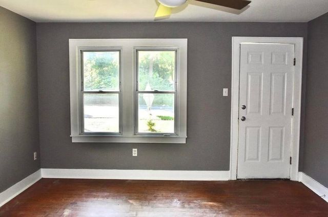 1503 PARIS RD, Columbia, MO 65201