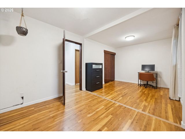 7568 N GILBERT Ave, Portland, OR 97203