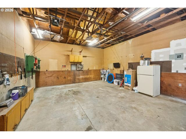7568 N GILBERT Ave, Portland, OR 97203