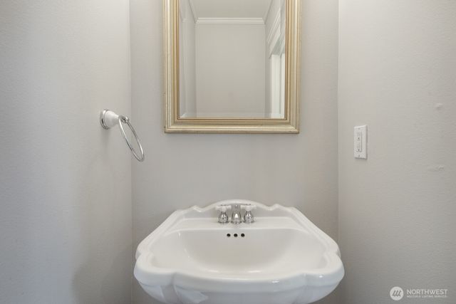 703 18th Avenue S, Seattle, WA 98144