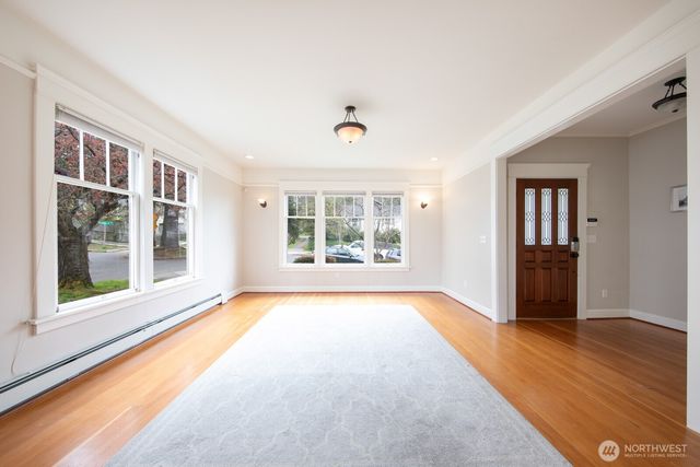 703 18th Avenue S, Seattle, WA 98144